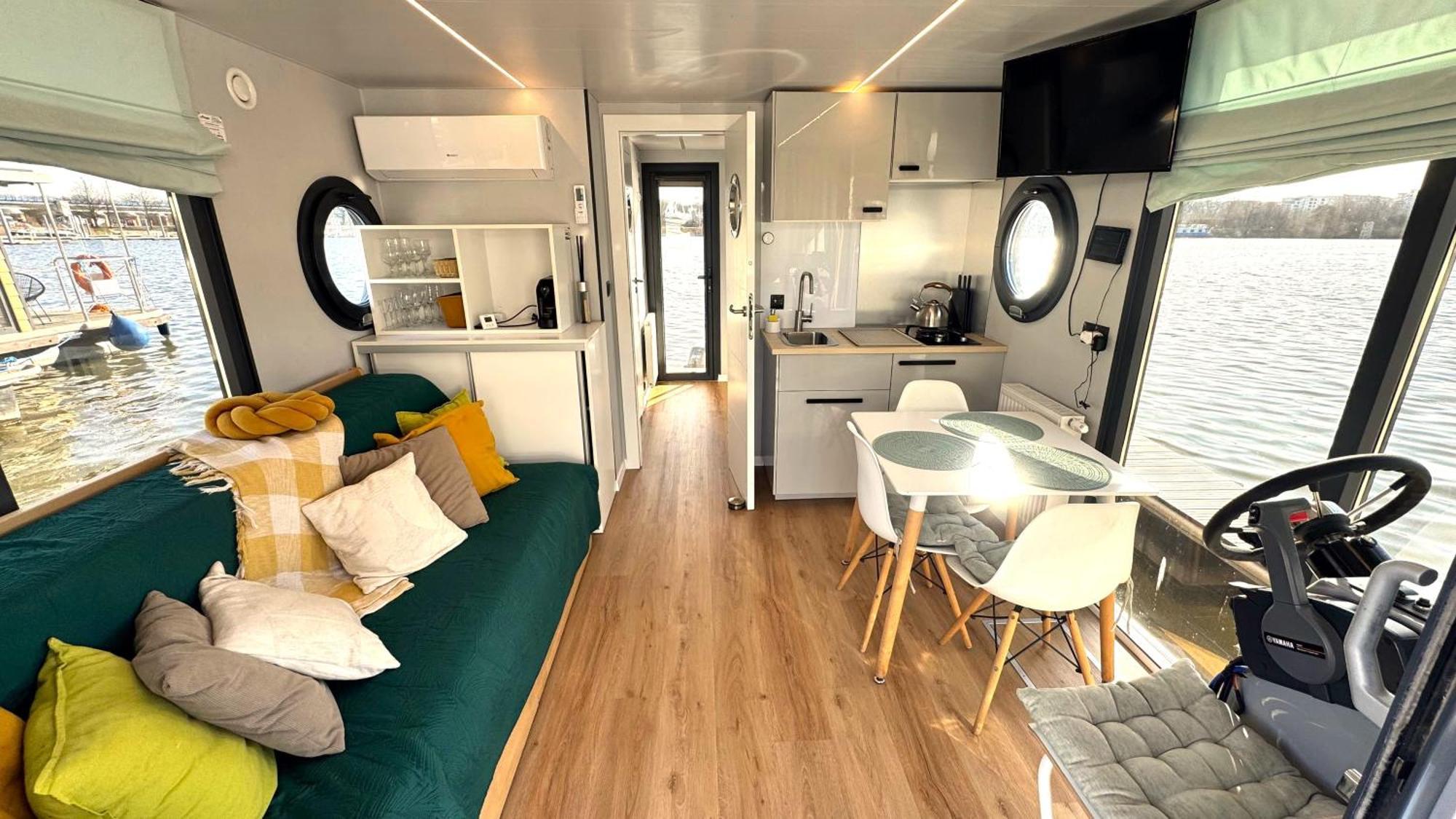 Houseboat Water Boy Apartament Plywajacy Dom Na Wodzie Lodz Uraz  Buitenkant foto